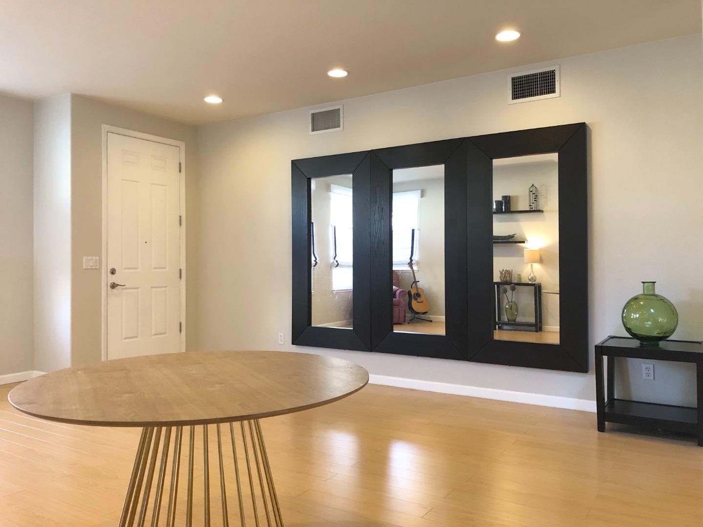 Detail Gallery Image 5 of 26 For 1676 Pala Ranch Cir, San Jose,  CA 95133 - 4 Beds | 2/1 Baths