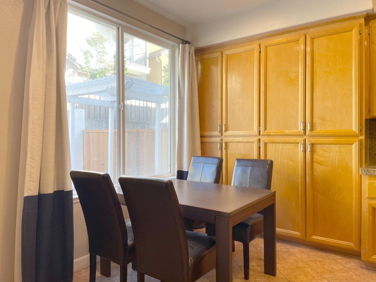 Detail Gallery Image 7 of 26 For 1676 Pala Ranch Cir, San Jose,  CA 95133 - 4 Beds | 2/1 Baths