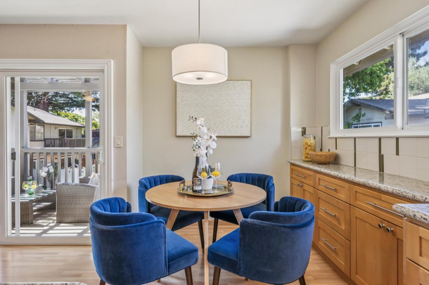 Detail Gallery Image 5 of 21 For 94 Flynn Ave #D,  Mountain View,  CA 94043 - 2 Beds | 1 Baths