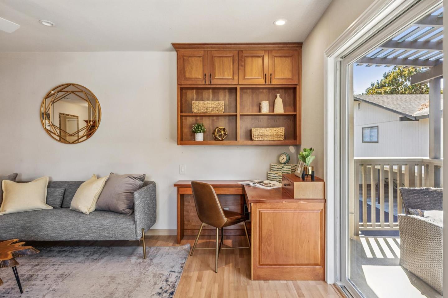 Detail Gallery Image 6 of 21 For 94 Flynn Ave #D,  Mountain View,  CA 94043 - 2 Beds | 1 Baths
