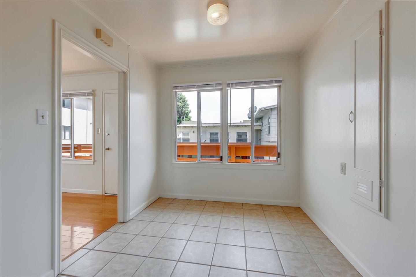 Detail Gallery Image 7 of 10 For 840 El Camino Real, Millbrae,  CA 94030 - – Beds | – Baths