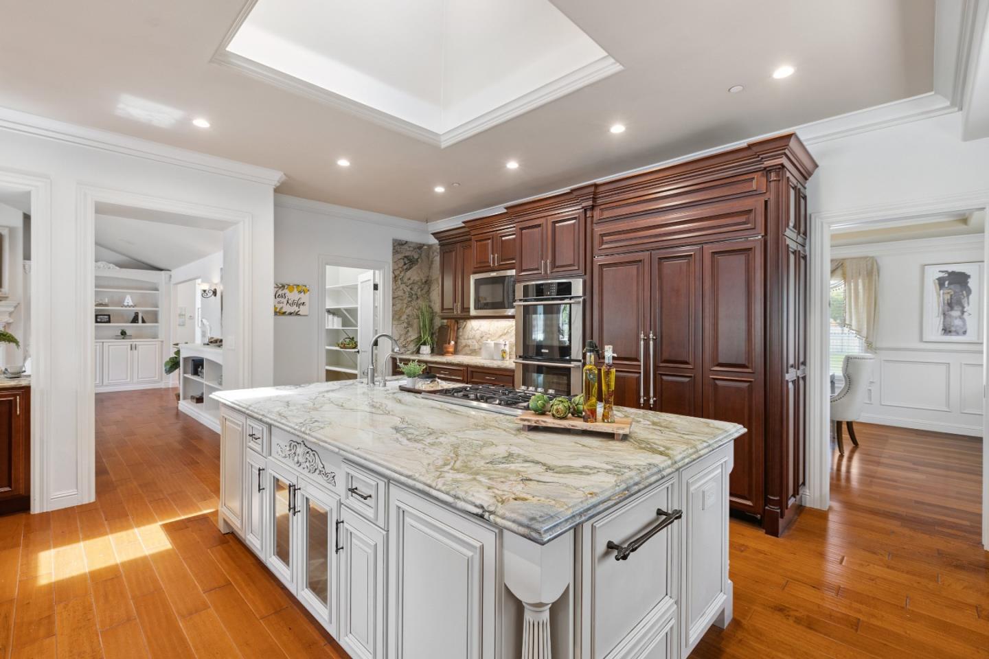 Detail Gallery Image 19 of 99 For 9885 Wilford Way, Gilroy,  CA 95020 - 4 Beds | 4 Baths