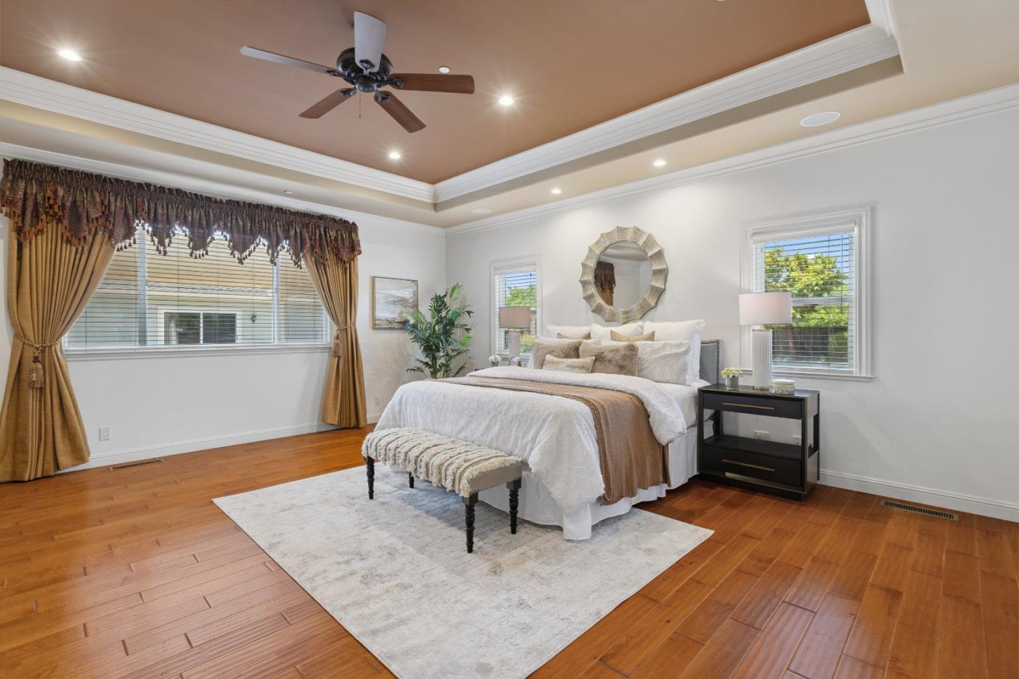 Detail Gallery Image 31 of 99 For 9885 Wilford Way, Gilroy,  CA 95020 - 4 Beds | 4 Baths
