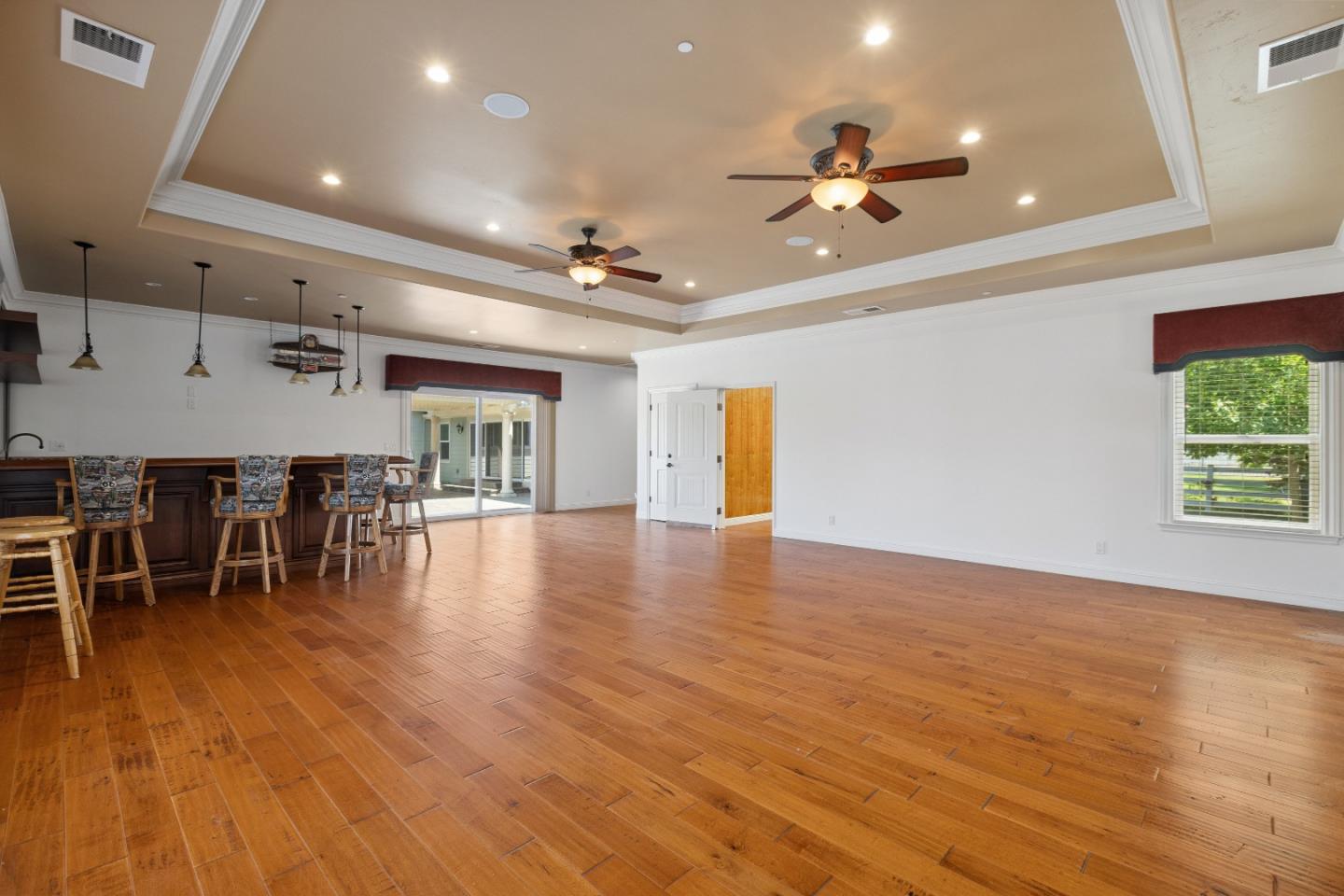 Detail Gallery Image 55 of 99 For 9885 Wilford Way, Gilroy,  CA 95020 - 4 Beds | 4 Baths