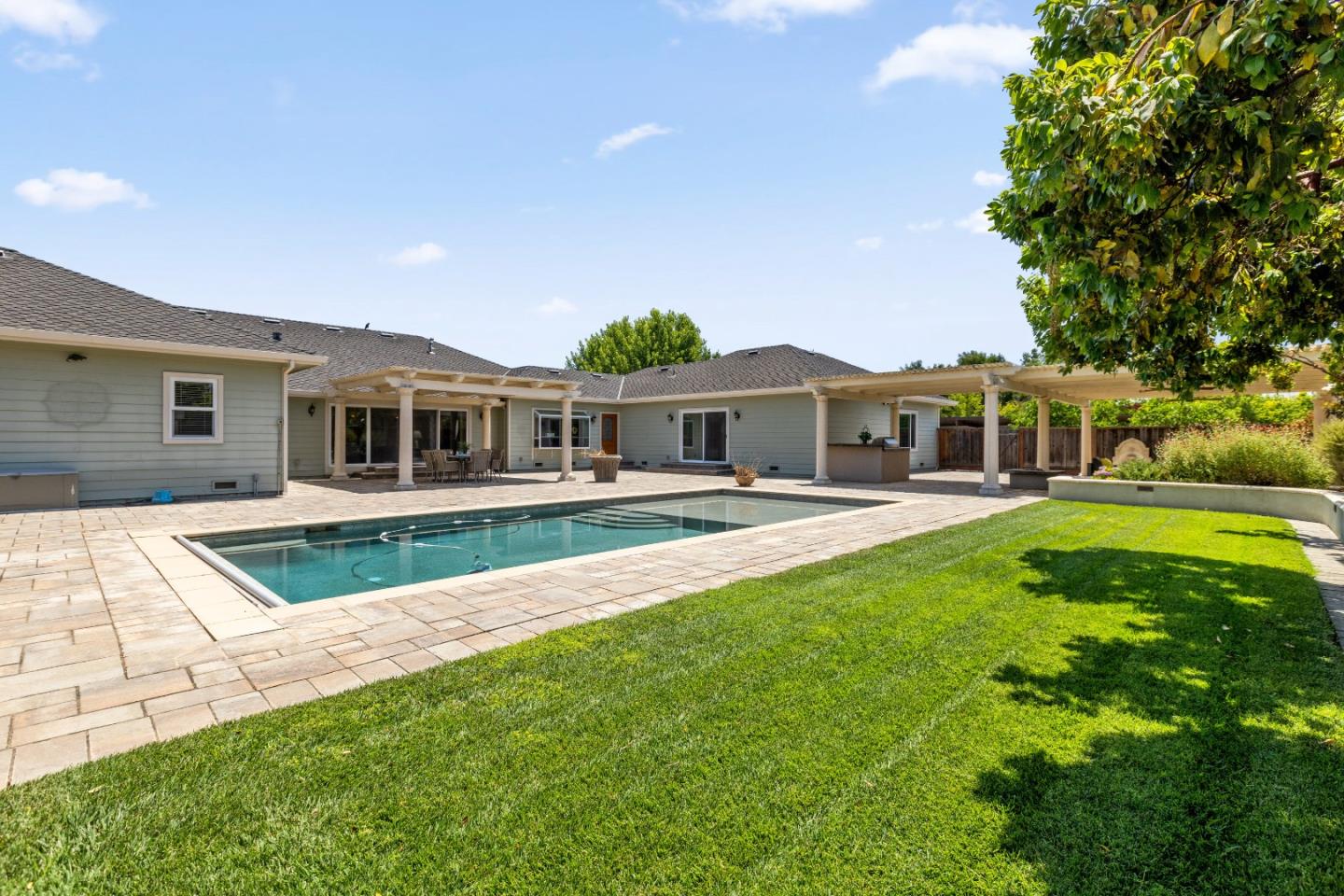 Detail Gallery Image 64 of 99 For 9885 Wilford Way, Gilroy,  CA 95020 - 4 Beds | 4 Baths