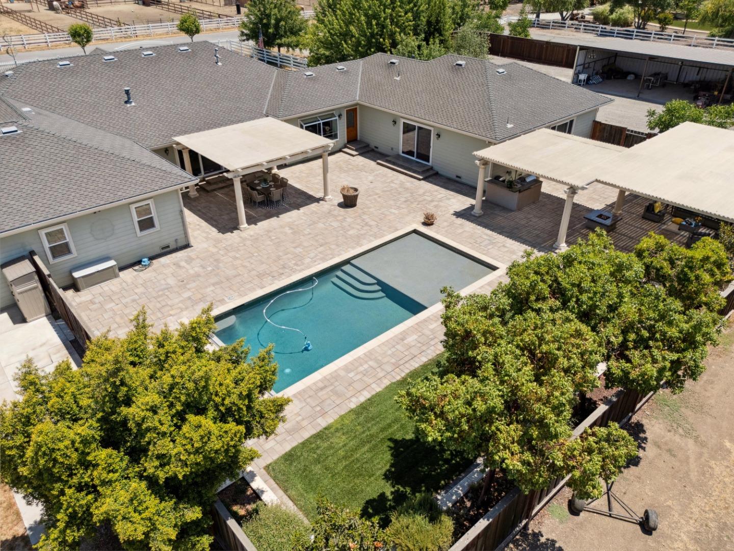 Detail Gallery Image 91 of 99 For 9885 Wilford Way, Gilroy,  CA 95020 - 4 Beds | 4 Baths