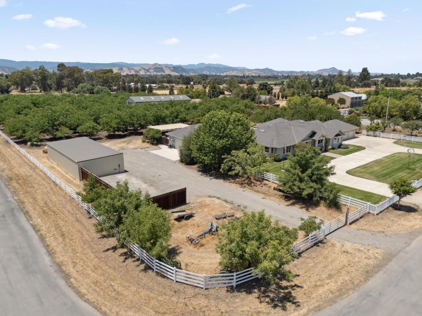 Detail Gallery Image 92 of 99 For 9885 Wilford Way, Gilroy,  CA 95020 - 4 Beds | 4 Baths