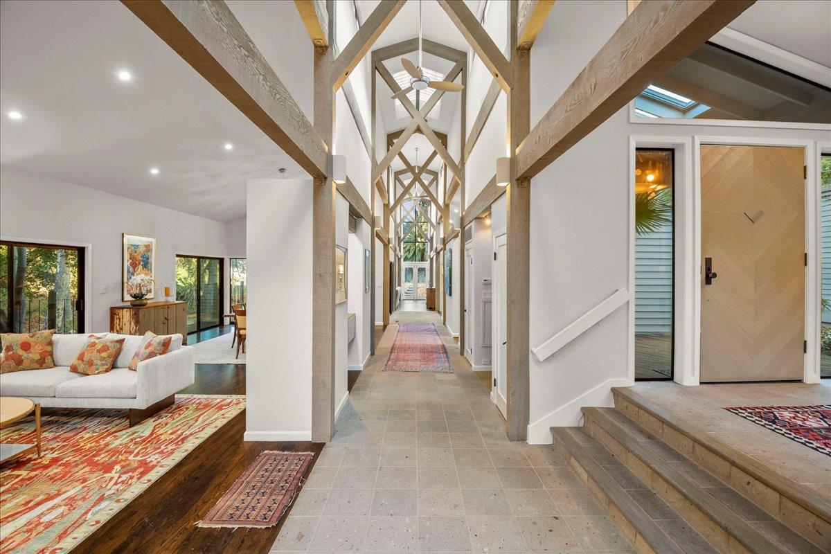 Detail Gallery Image 10 of 108 For 28140 Story Hill Ln, Los Altos Hills,  CA 94022 - 5 Beds | 4/1 Baths