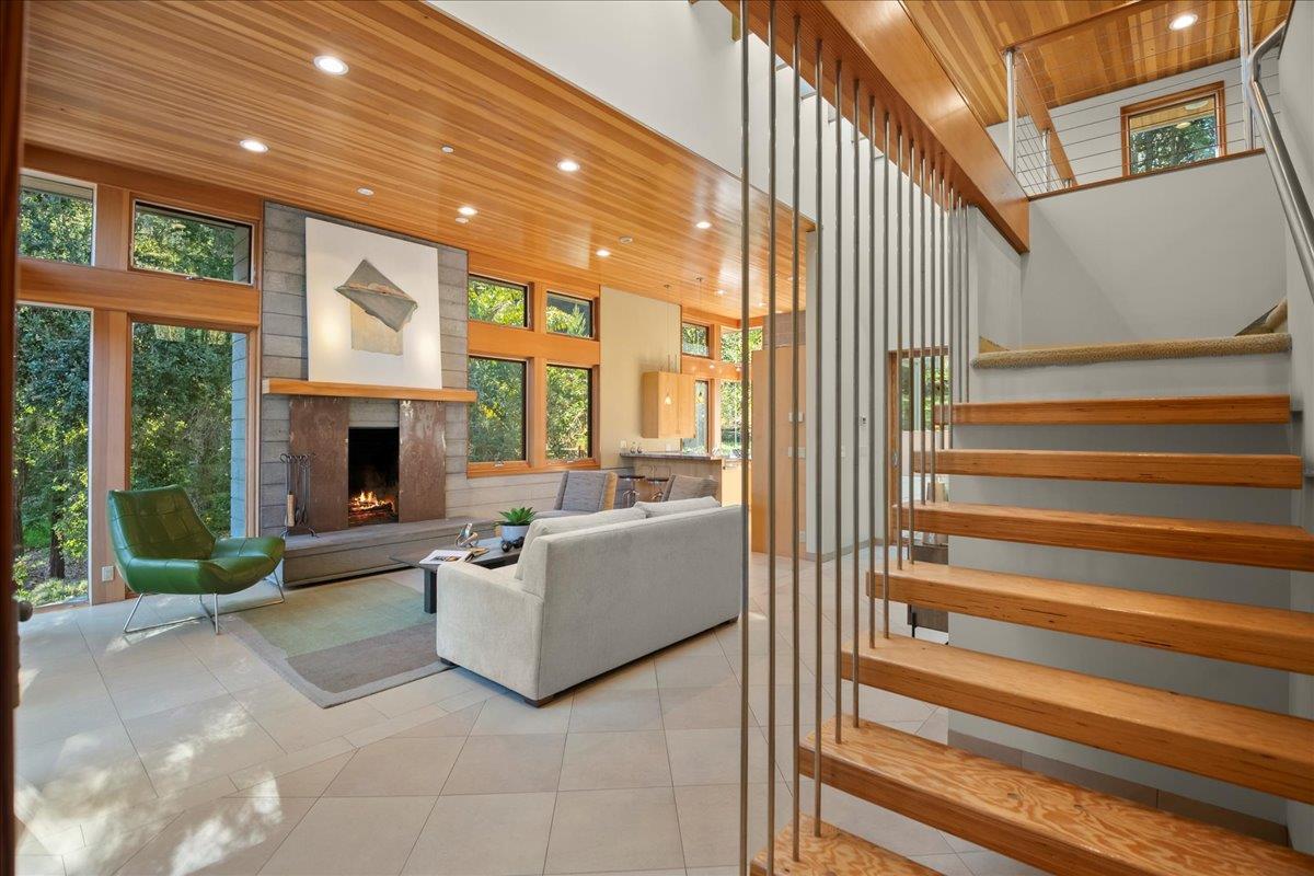 Detail Gallery Image 100 of 108 For 28140 Story Hill Ln, Los Altos Hills,  CA 94022 - 5 Beds | 4/1 Baths