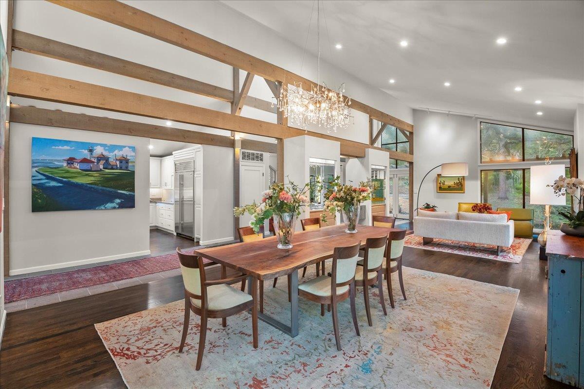 Detail Gallery Image 19 of 108 For 28140 Story Hill Ln, Los Altos Hills,  CA 94022 - 5 Beds | 4/1 Baths