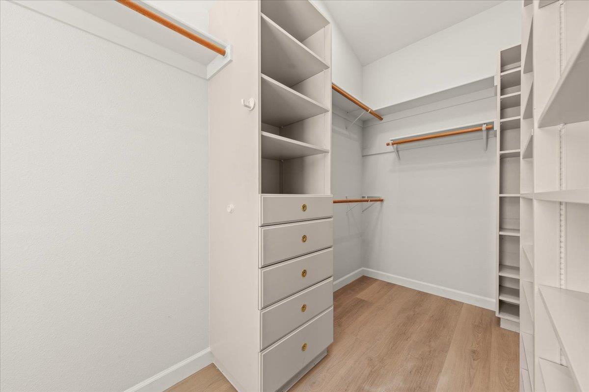 Detail Gallery Image 52 of 108 For 28140 Story Hill Ln, Los Altos Hills,  CA 94022 - 5 Beds | 4/1 Baths