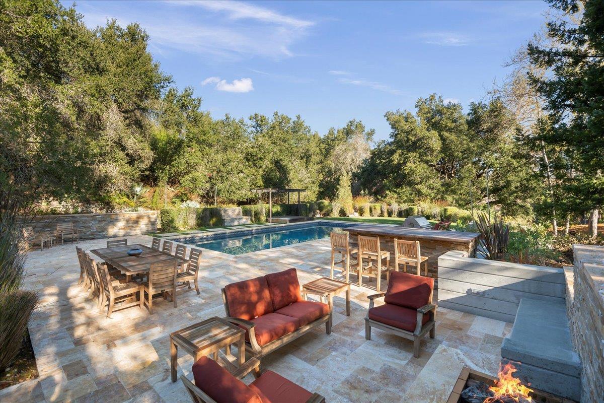 Detail Gallery Image 81 of 108 For 28140 Story Hill Ln, Los Altos Hills,  CA 94022 - 5 Beds | 4/1 Baths