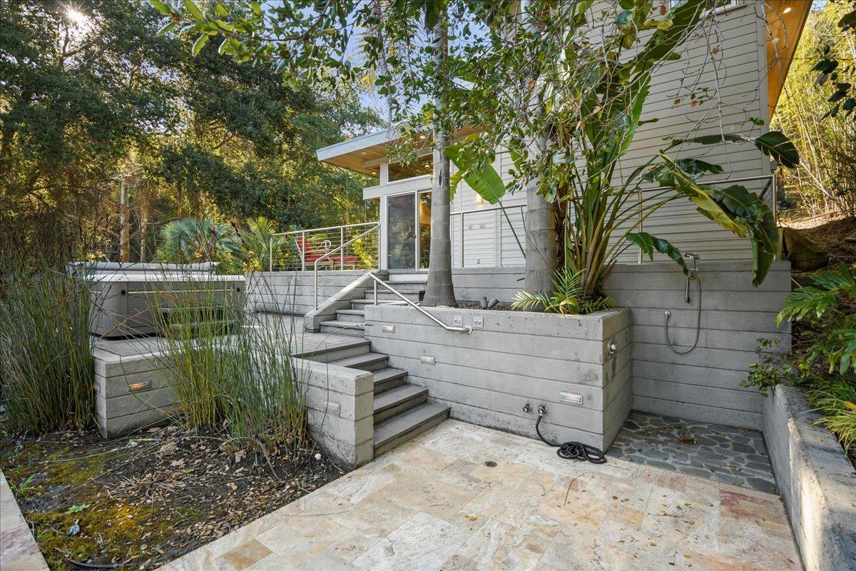Detail Gallery Image 84 of 108 For 28140 Story Hill Ln, Los Altos Hills,  CA 94022 - 5 Beds | 4/1 Baths