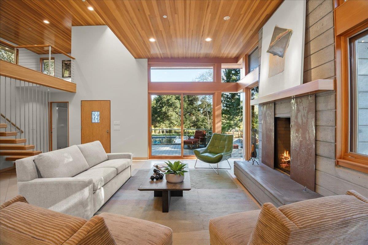 Detail Gallery Image 89 of 108 For 28140 Story Hill Ln, Los Altos Hills,  CA 94022 - 5 Beds | 4/1 Baths