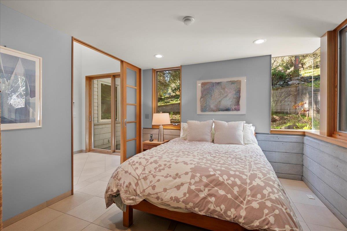 Detail Gallery Image 95 of 108 For 28140 Story Hill Ln, Los Altos Hills,  CA 94022 - 5 Beds | 4/1 Baths