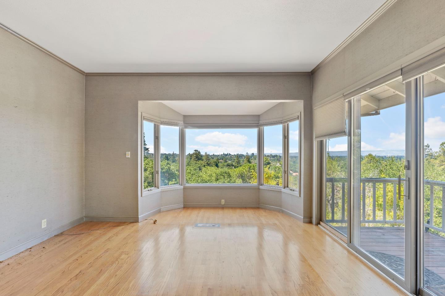 Detail Gallery Image 26 of 40 For 11552 Hillpark Ln, Los Altos,  CA 94024 - 3 Beds | 3 Baths