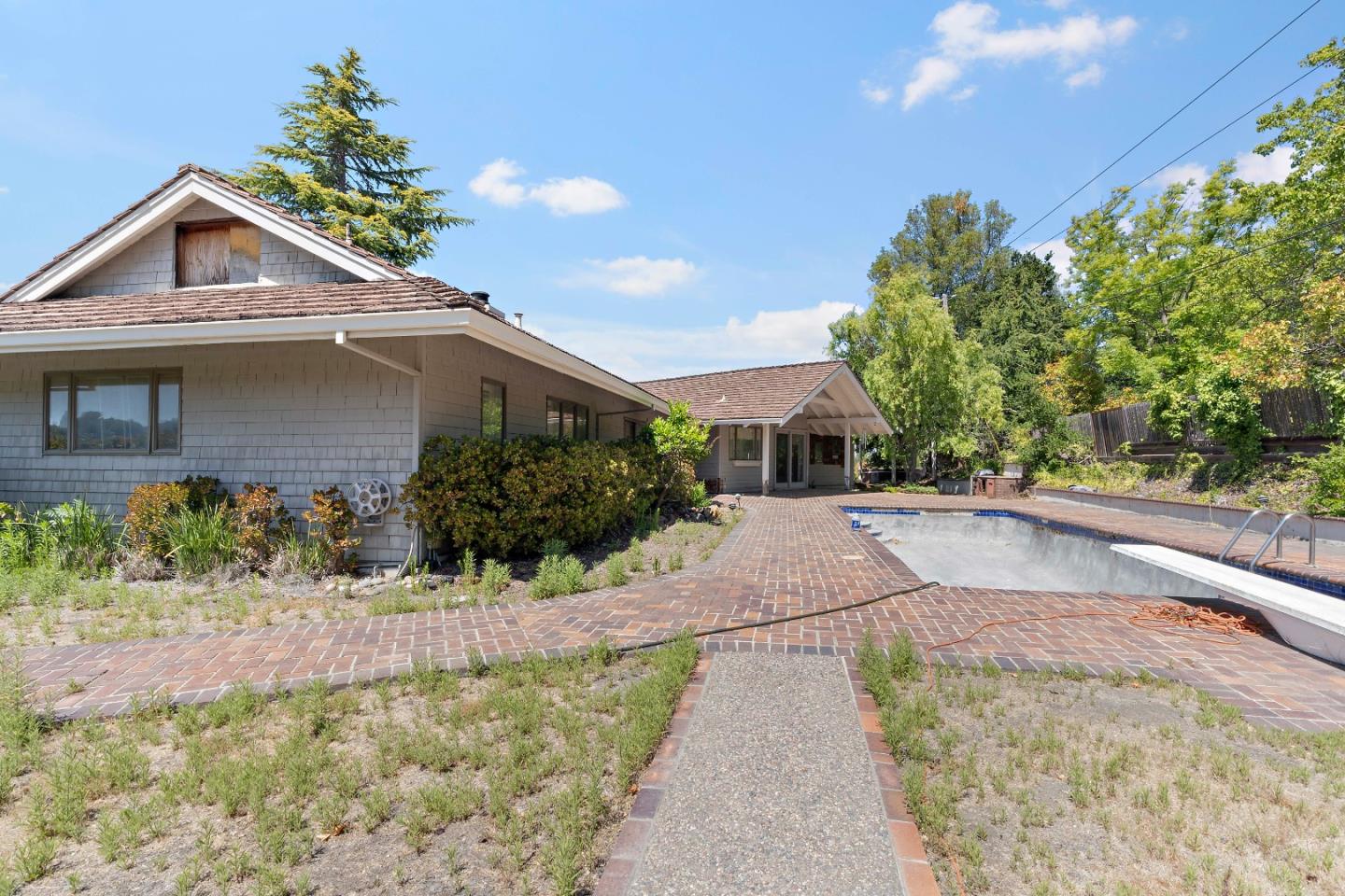 Detail Gallery Image 38 of 40 For 11552 Hillpark Ln, Los Altos,  CA 94024 - 3 Beds | 3 Baths