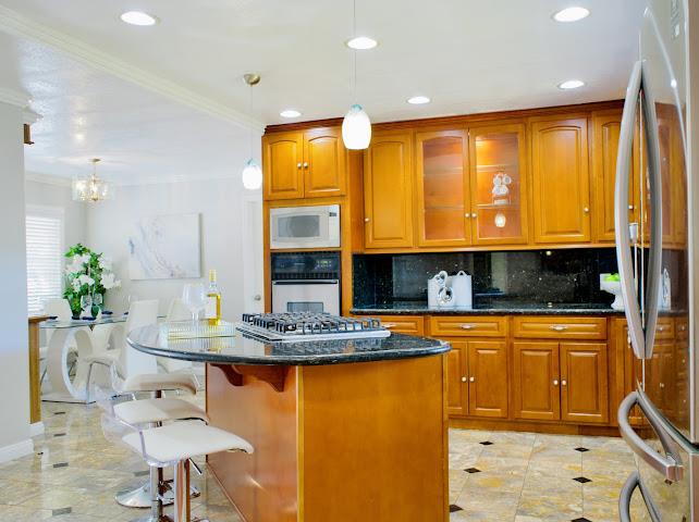 Detail Gallery Image 9 of 38 For 5450 Monterey Rd #168,  San Jose,  CA 95111 - 3 Beds | 2 Baths