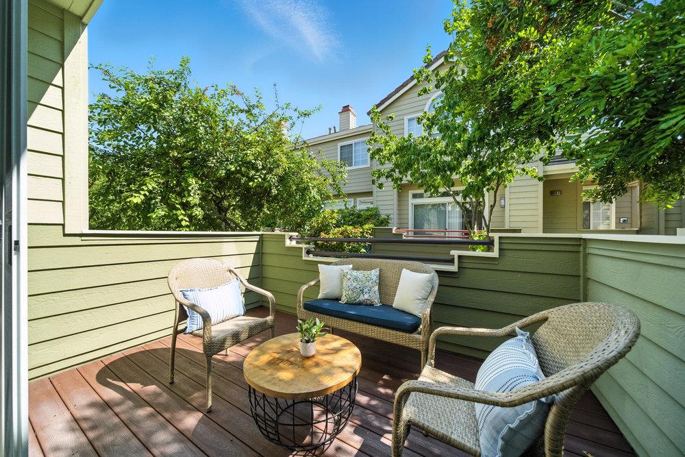 Detail Gallery Image 12 of 72 For 1151 La Rochelle Ter #G,  Sunnyvale,  CA 94089 - 3 Beds | 2/1 Baths