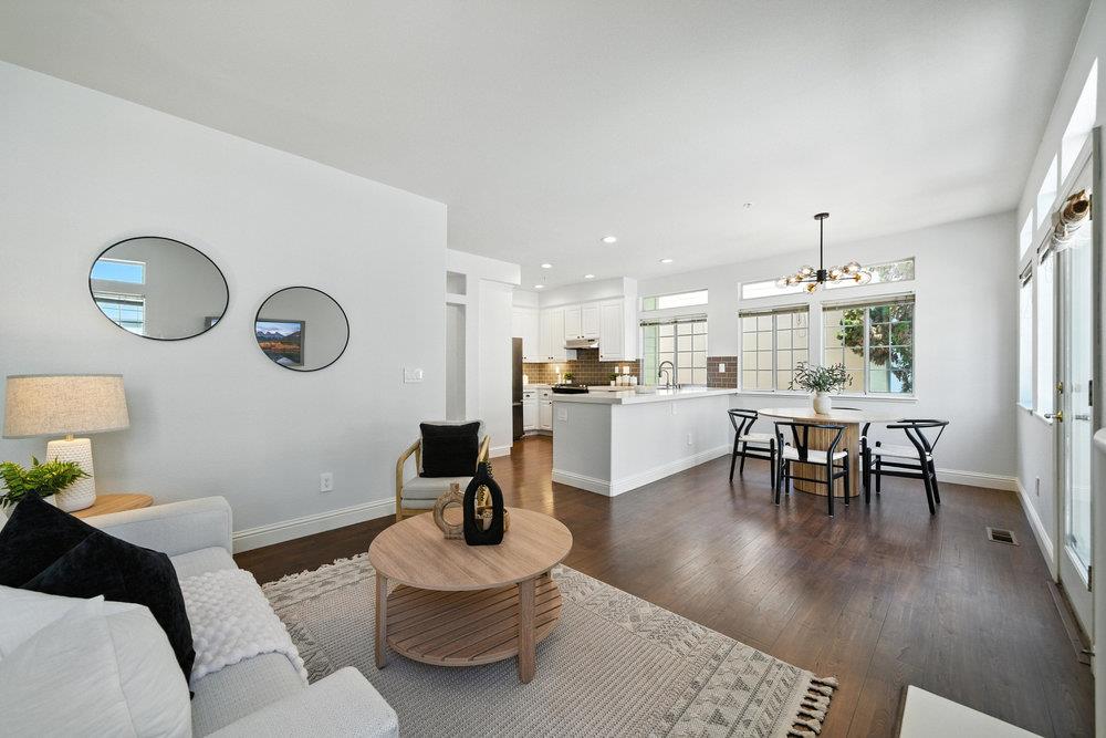Detail Gallery Image 27 of 72 For 1151 La Rochelle Ter #G,  Sunnyvale,  CA 94089 - 3 Beds | 2/1 Baths