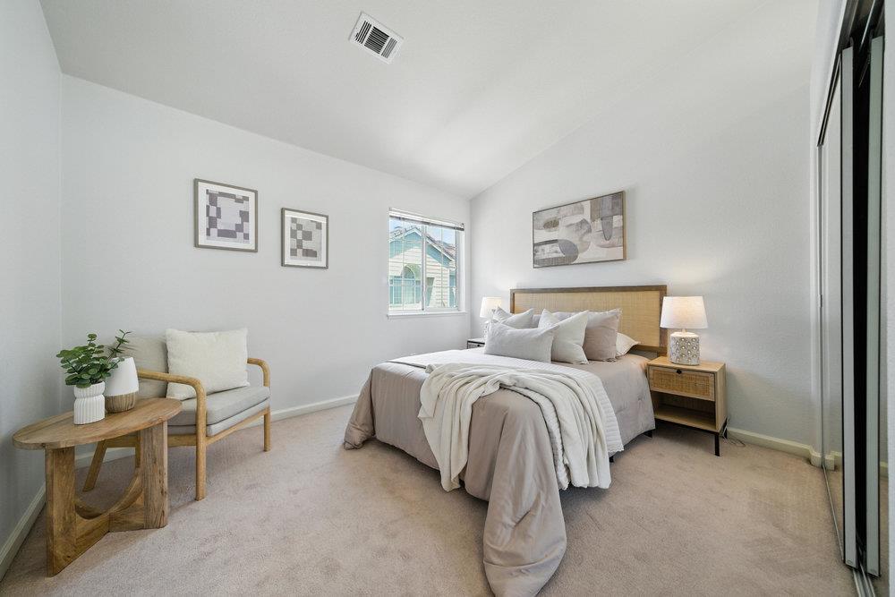 Detail Gallery Image 47 of 72 For 1151 La Rochelle Ter #G,  Sunnyvale,  CA 94089 - 3 Beds | 2/1 Baths