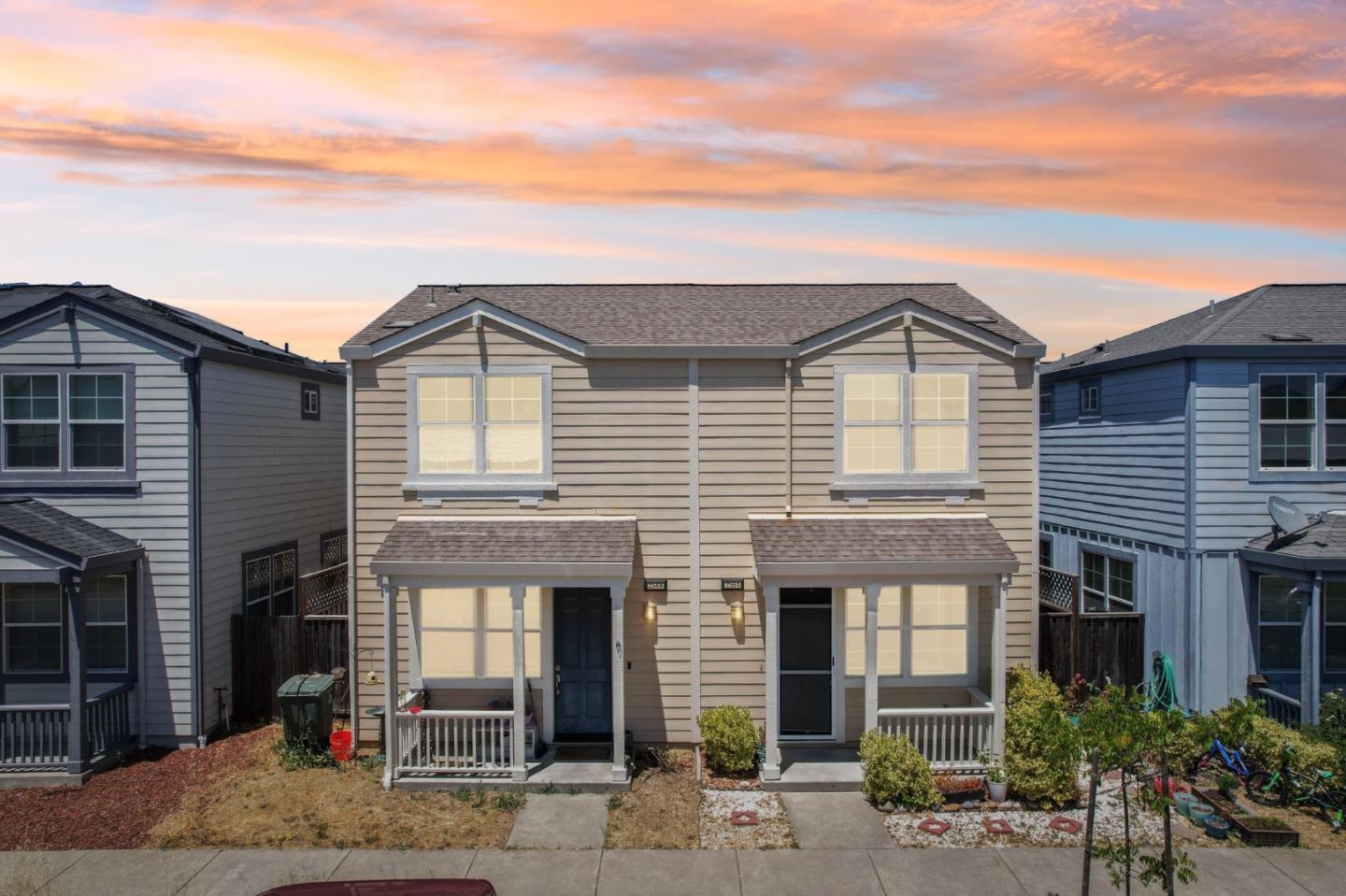 Detail Gallery Image 2 of 18 For 2564 N Village Dr, Santa Rosa,  CA 95403 - 4 Beds | 2/1 Baths