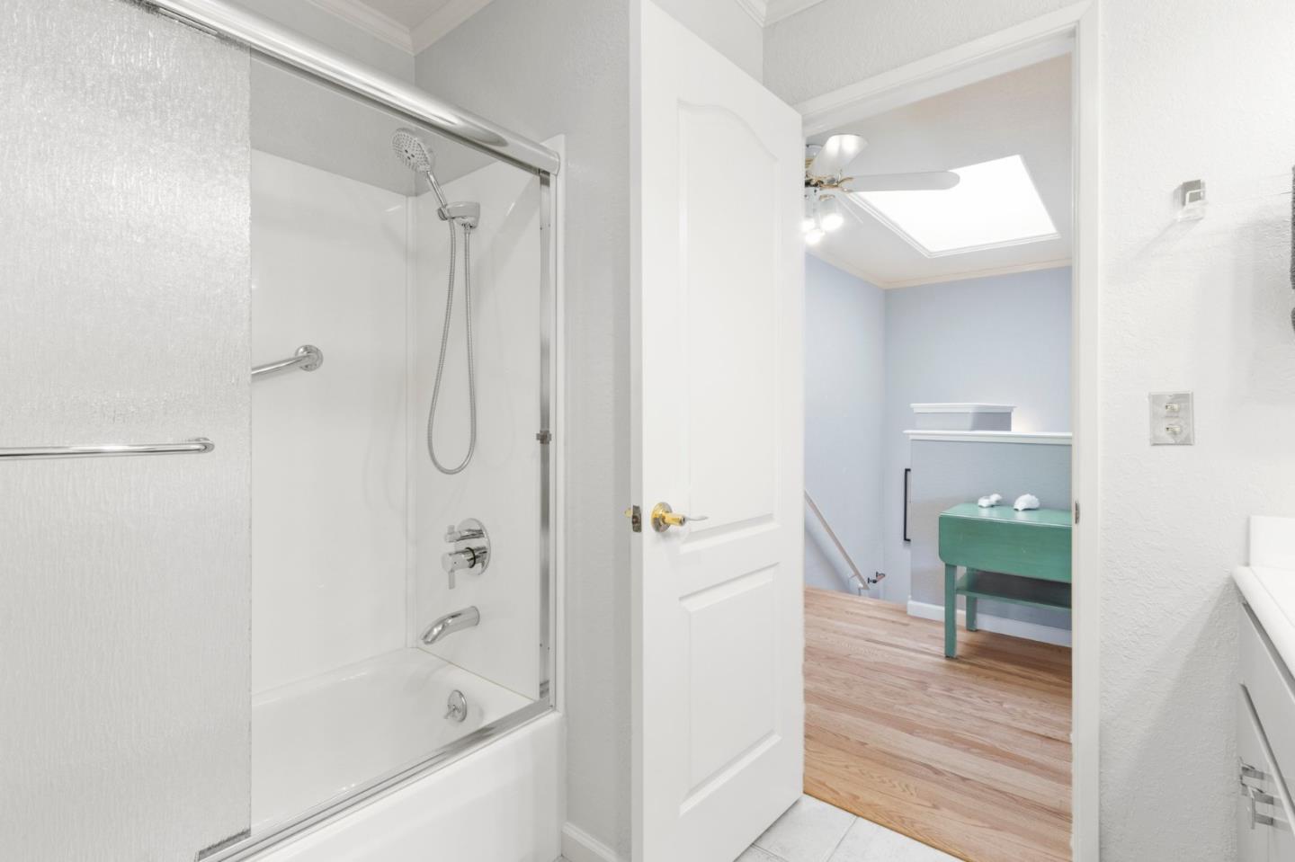 Detail Gallery Image 34 of 53 For 1096 Prevost Ct, San Jose,  CA 95125 - 3 Beds | 2/1 Baths