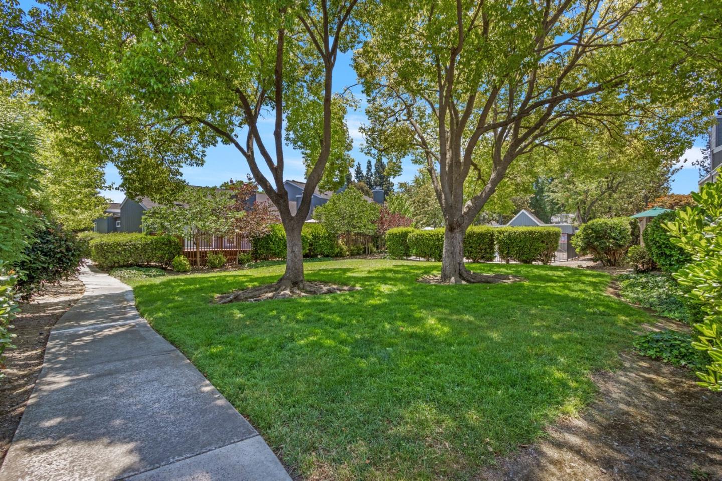 Detail Gallery Image 47 of 53 For 1096 Prevost Ct, San Jose,  CA 95125 - 3 Beds | 2/1 Baths