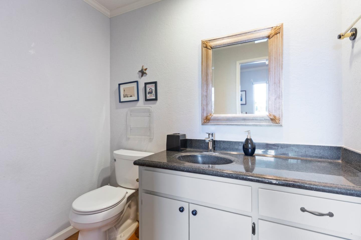 Detail Gallery Image 8 of 53 For 1096 Prevost Ct, San Jose,  CA 95125 - 3 Beds | 2/1 Baths