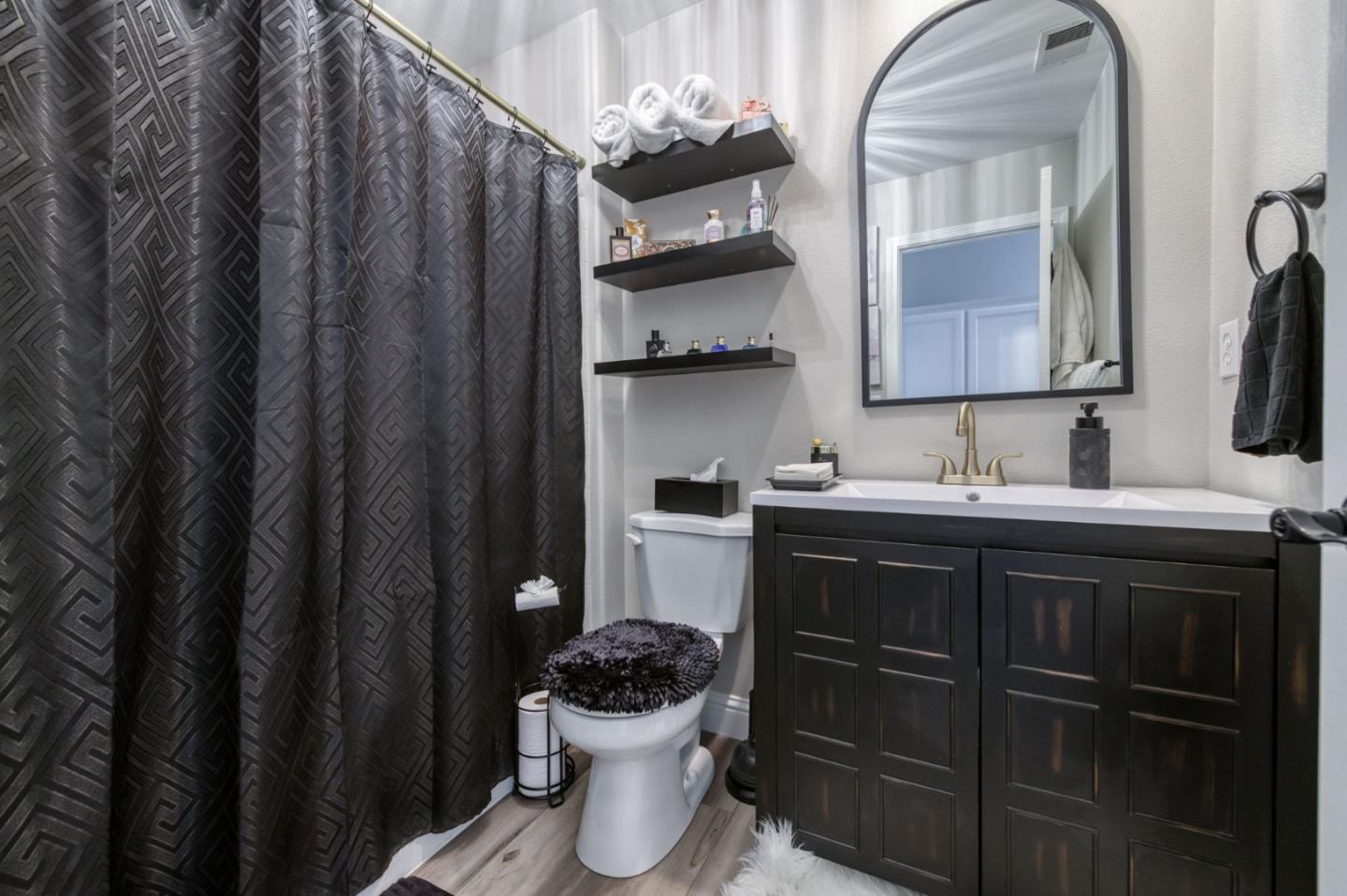 Detail Gallery Image 20 of 56 For 1760 E Ticonderoga Dr, Fresno,  CA 93720 - 3 Beds | 2 Baths