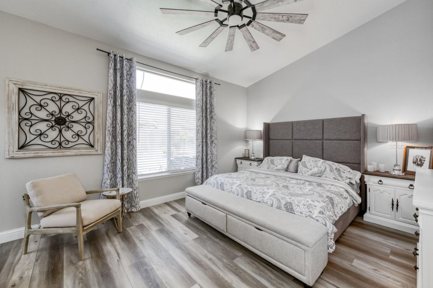 Detail Gallery Image 23 of 56 For 1760 E Ticonderoga Dr, Fresno,  CA 93720 - 3 Beds | 2 Baths