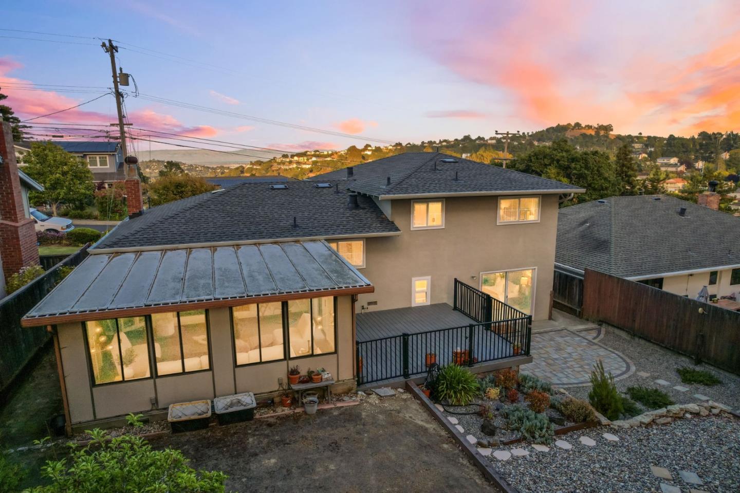 Detail Gallery Image 2 of 42 For 1056 Lassen Dr, Belmont,  CA 94002 - 4 Beds | 2 Baths