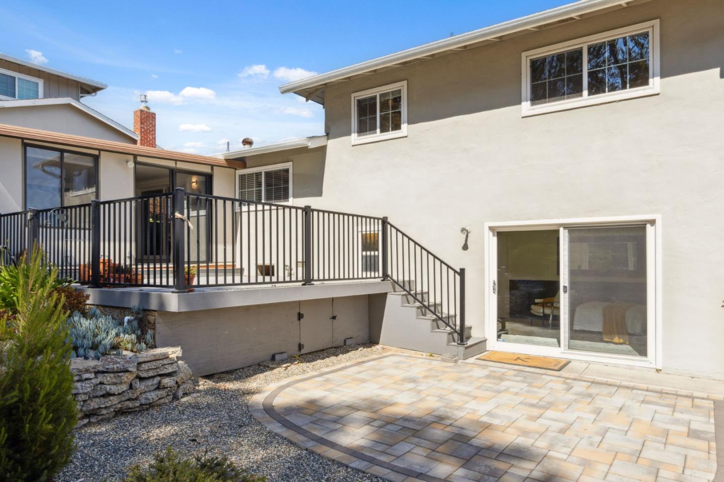 Detail Gallery Image 28 of 42 For 1056 Lassen Dr, Belmont,  CA 94002 - 4 Beds | 2 Baths