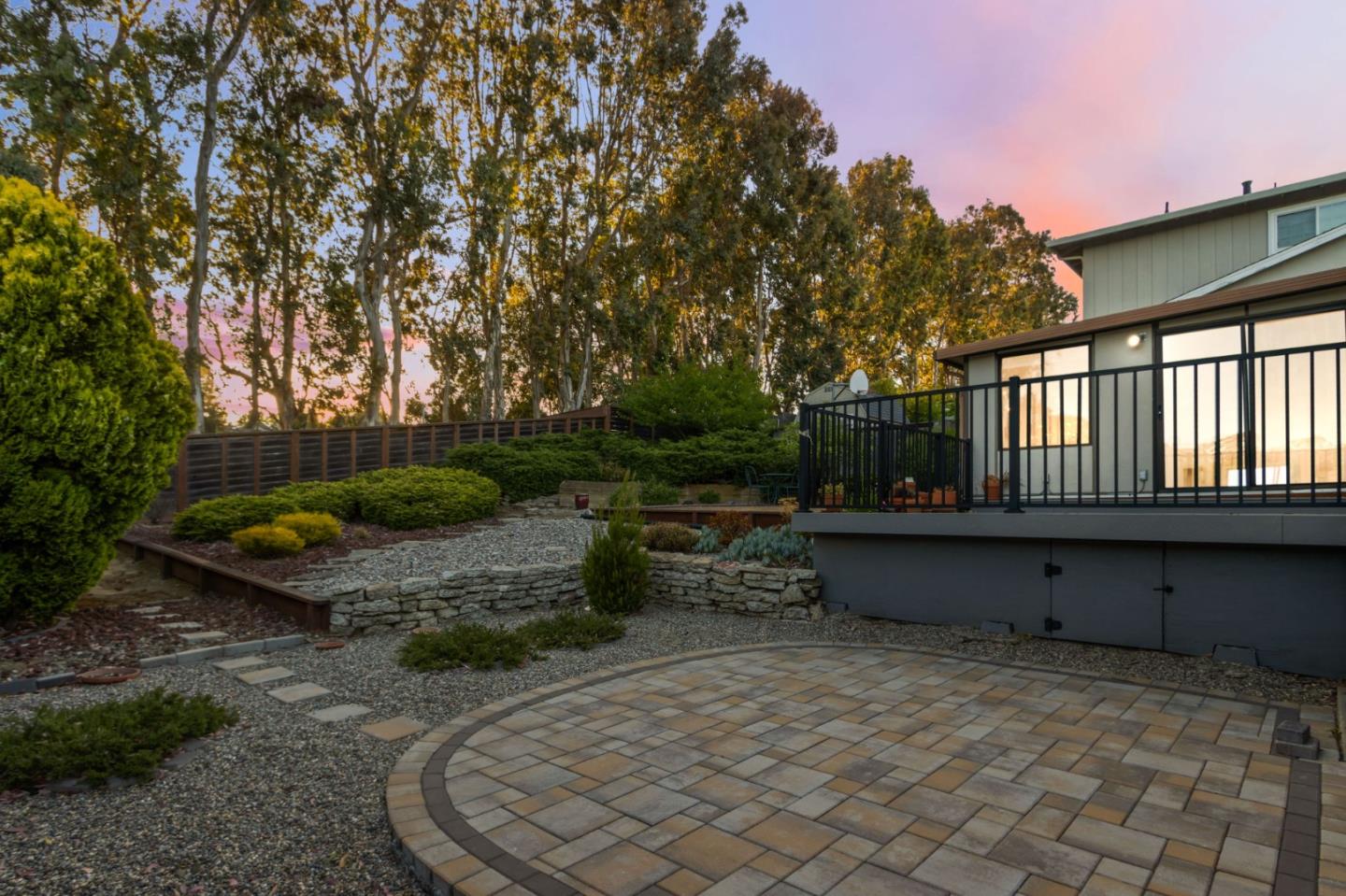 Detail Gallery Image 37 of 42 For 1056 Lassen Dr, Belmont,  CA 94002 - 4 Beds | 2 Baths
