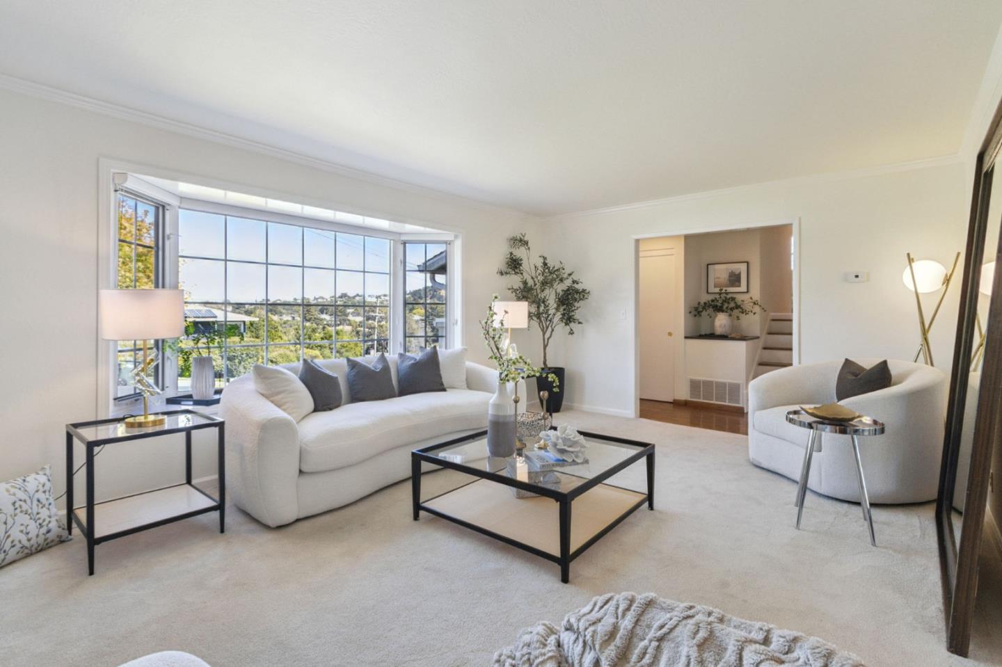 Detail Gallery Image 6 of 42 For 1056 Lassen Dr, Belmont,  CA 94002 - 4 Beds | 2 Baths