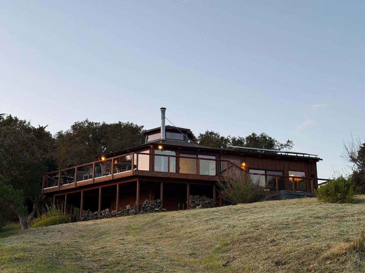 Detail Gallery Image 10 of 42 For 46480 Clear Ridge Rd, Big Sur,  CA 93920 - 1 Beds | 0/2 Baths