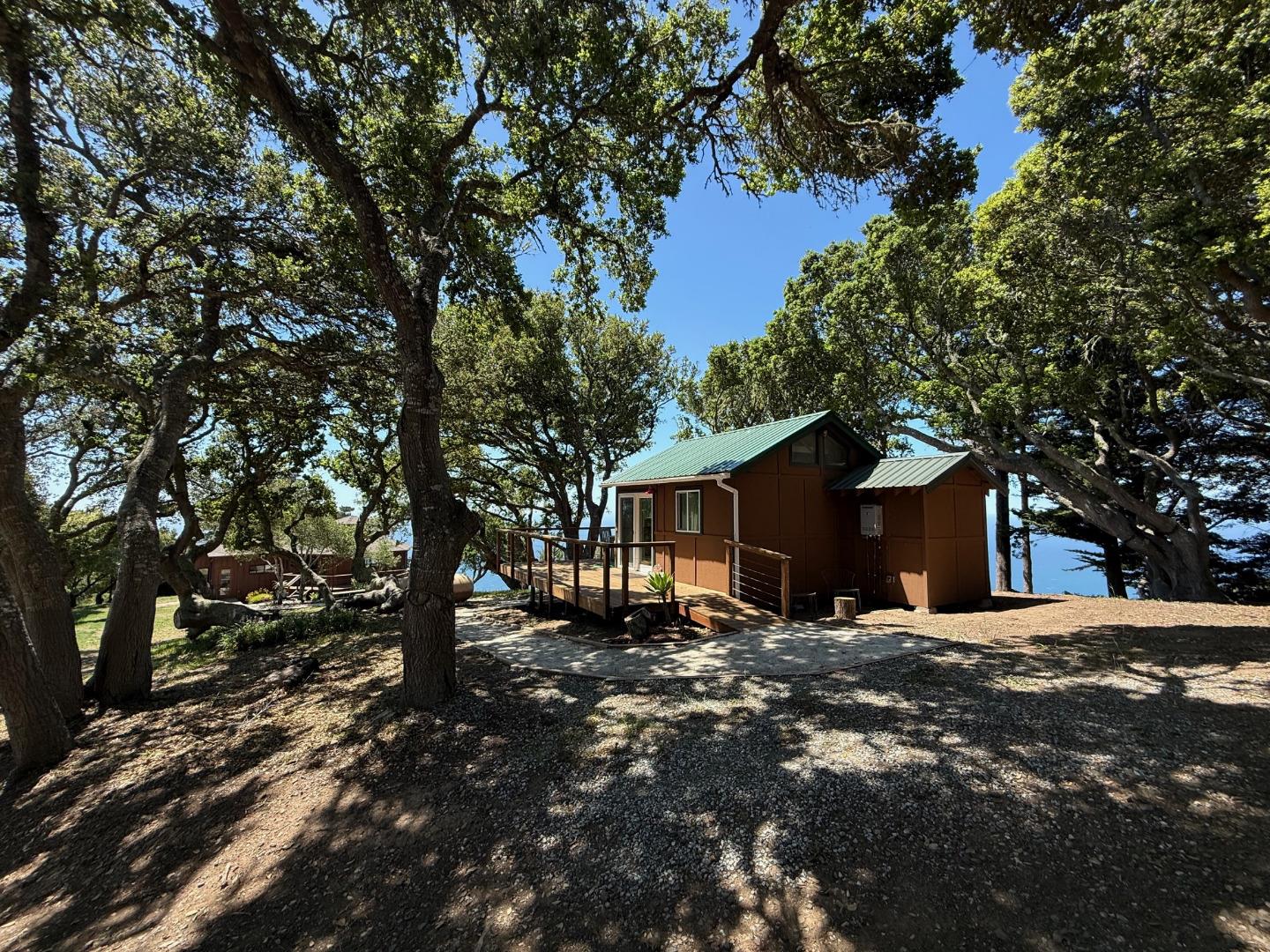 Detail Gallery Image 32 of 42 For 46480 Clear Ridge Rd, Big Sur,  CA 93920 - 1 Beds | 0/2 Baths
