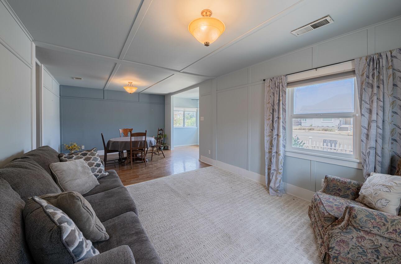 Detail Gallery Image 10 of 39 For 159 Belden St, Gonzales,  CA 93926 - 3 Beds | 2 Baths