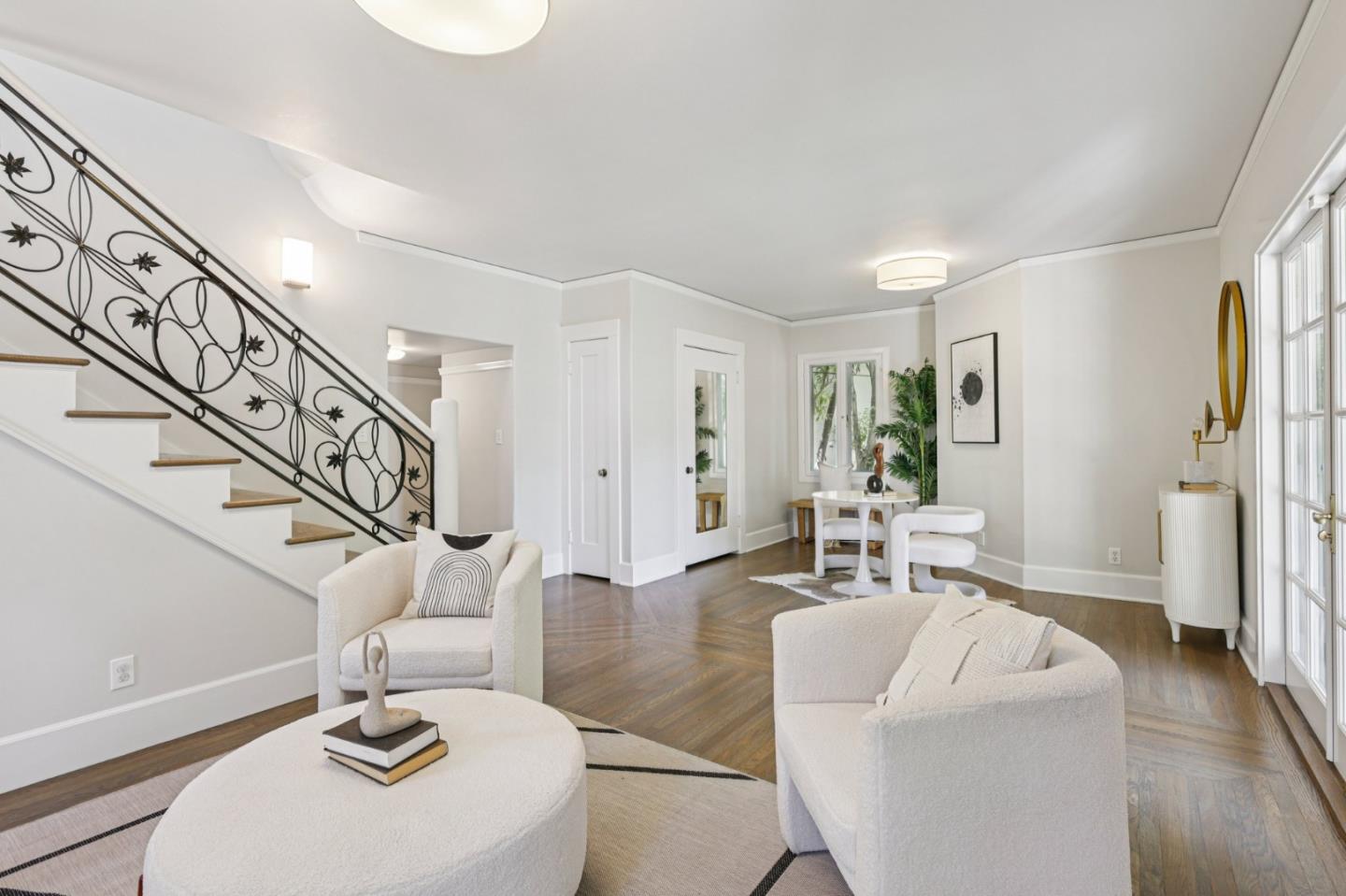 Detail Gallery Image 17 of 51 For 2404 Hillside Dr, Burlingame,  CA 94010 - 4 Beds | 4 Baths