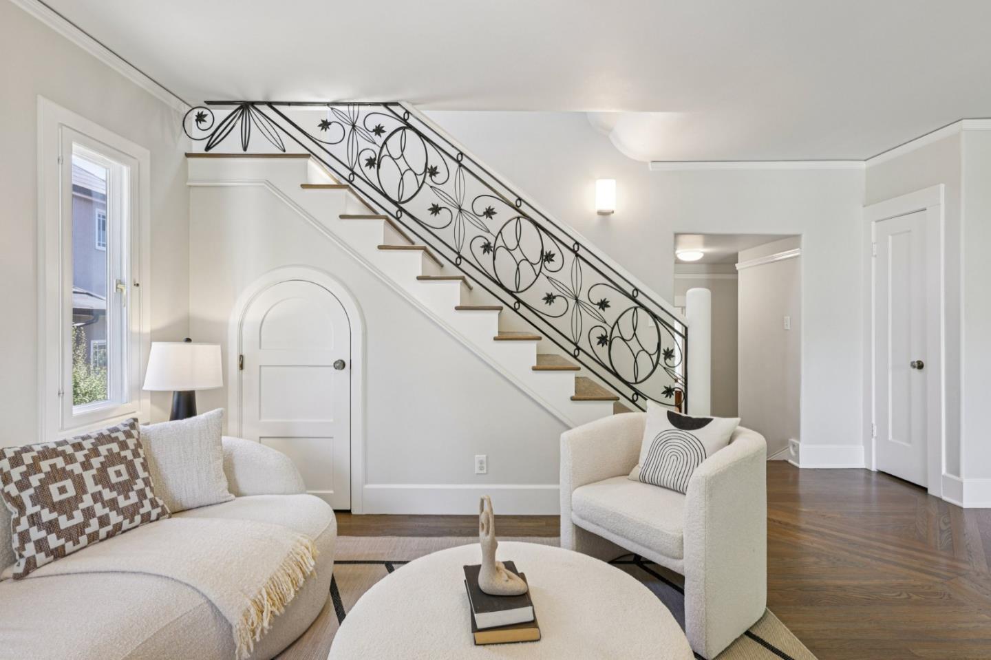 Detail Gallery Image 18 of 51 For 2404 Hillside Dr, Burlingame,  CA 94010 - 4 Beds | 4 Baths