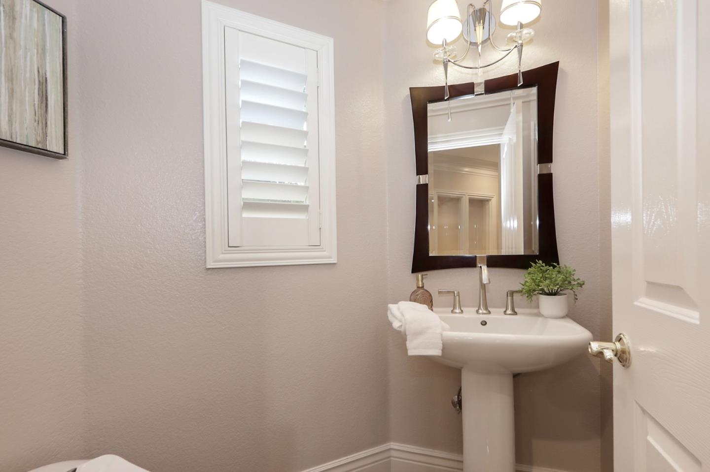 Detail Gallery Image 13 of 58 For 5803 Algonquin Way, San Jose,  CA 95138 - 5 Beds | 4/1 Baths