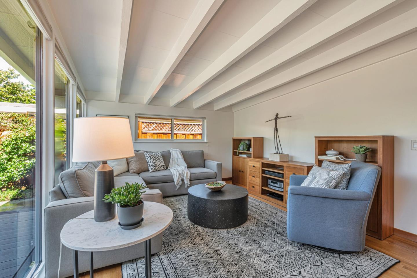 Detail Gallery Image 11 of 43 For 2381 Adele Ave, Mountain View,  CA 94043 - 3 Beds | 2 Baths