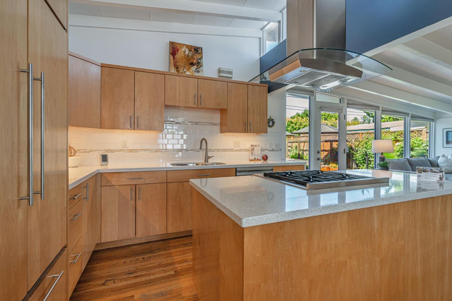 Detail Gallery Image 14 of 43 For 2381 Adele Ave, Mountain View,  CA 94043 - 3 Beds | 2 Baths