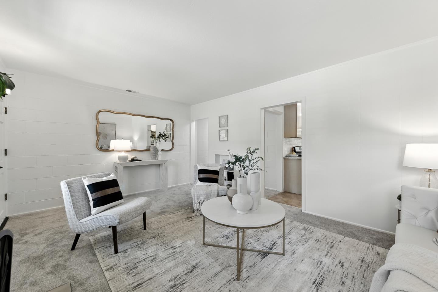 Detail Gallery Image 11 of 26 For 1043 Northwood Dr, San Carlos,  CA 94070 - 2 Beds | 1 Baths