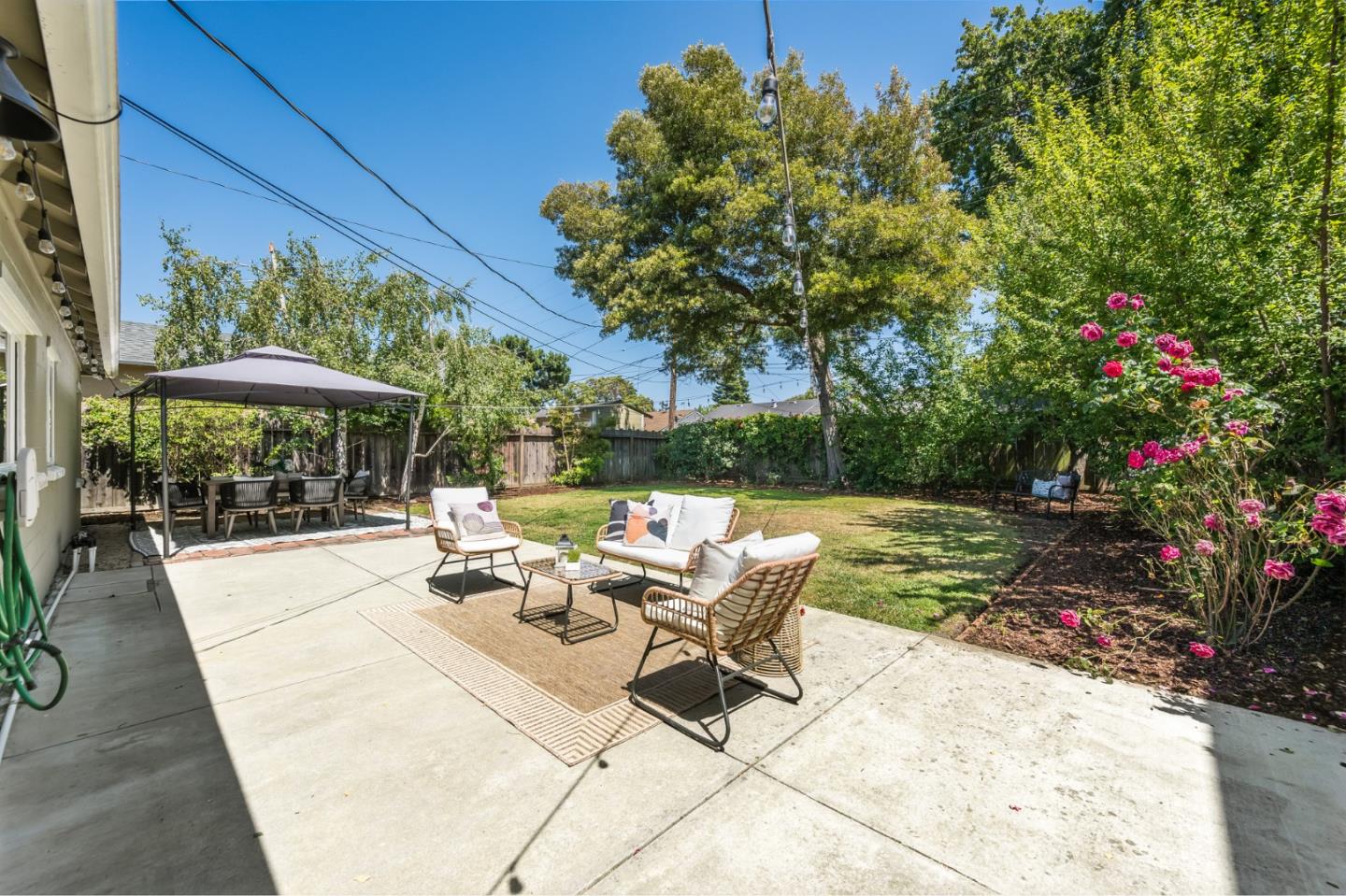 Detail Gallery Image 21 of 26 For 1043 Northwood Dr, San Carlos,  CA 94070 - 2 Beds | 1 Baths