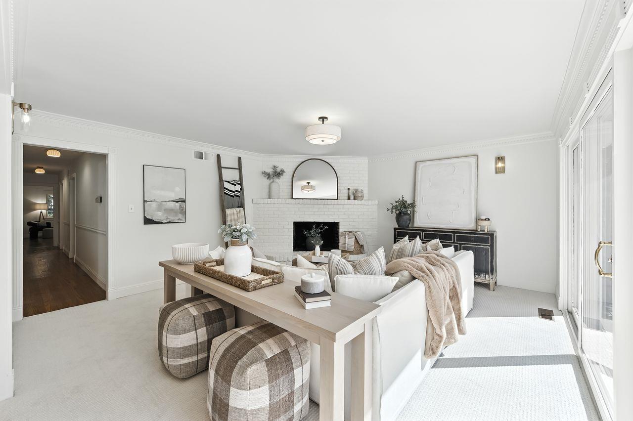 Detail Gallery Image 23 of 37 For 1422 W Selby Ln, Redwood City,  CA 94061 - 3 Beds | 2 Baths