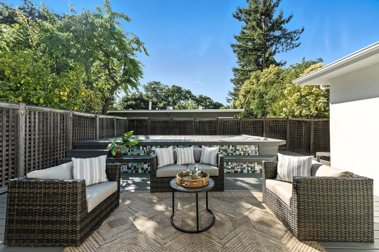 Detail Gallery Image 33 of 37 For 1422 W Selby Ln, Redwood City,  CA 94061 - 3 Beds | 2 Baths