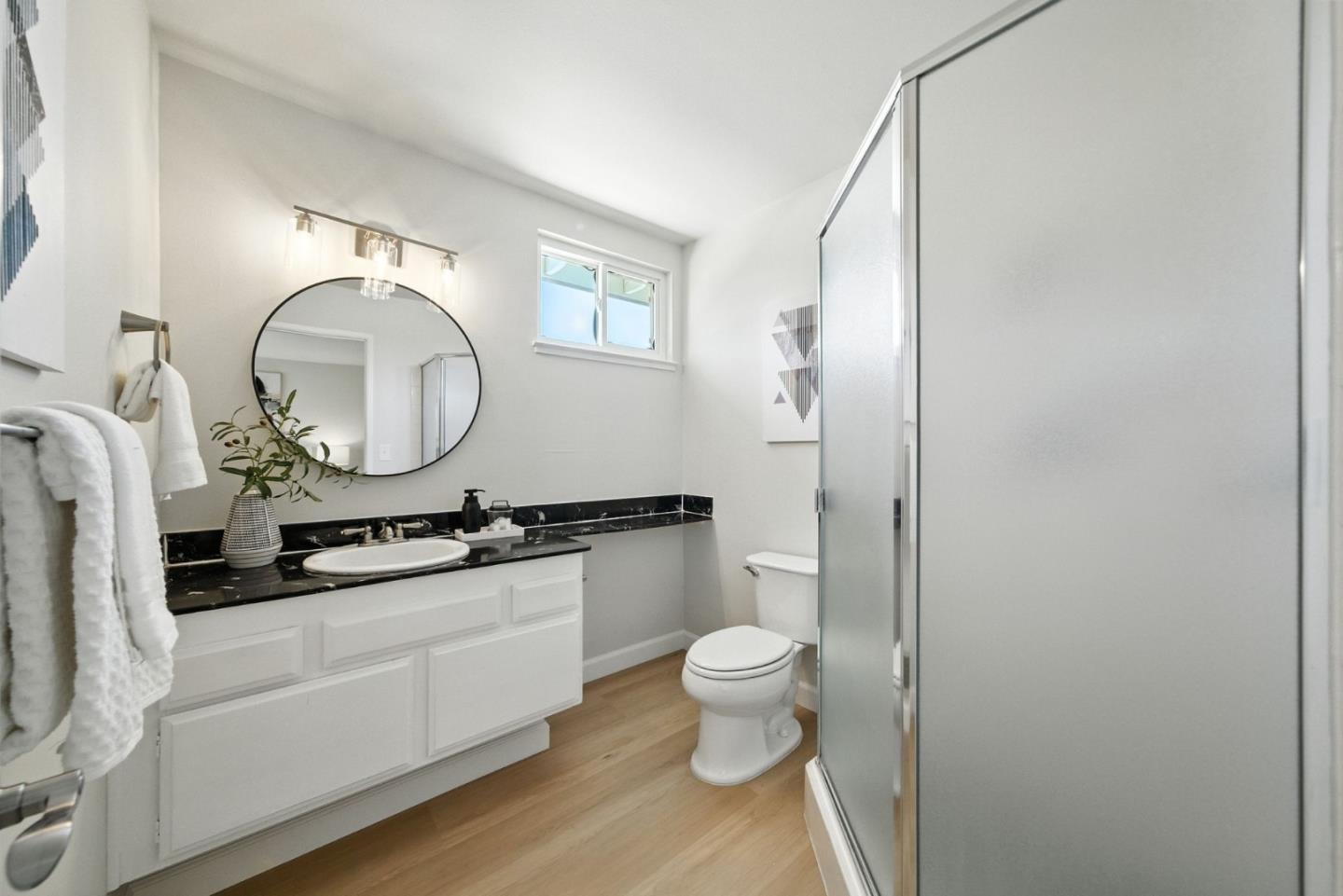 Detail Gallery Image 18 of 36 For 4608 Royal Garden Pl, San Jose,  CA 95136 - 4 Beds | 2/1 Baths