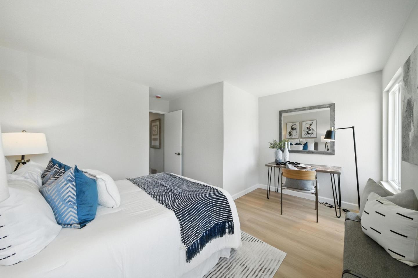 Detail Gallery Image 20 of 36 For 4608 Royal Garden Pl, San Jose,  CA 95136 - 4 Beds | 2/1 Baths