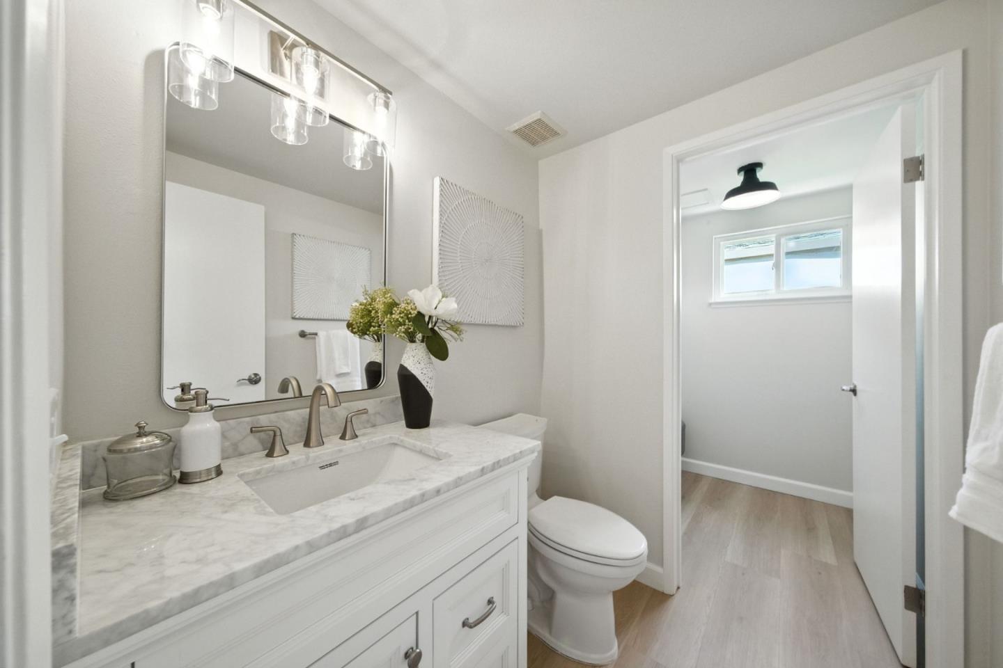 Detail Gallery Image 29 of 36 For 4608 Royal Garden Pl, San Jose,  CA 95136 - 4 Beds | 2/1 Baths
